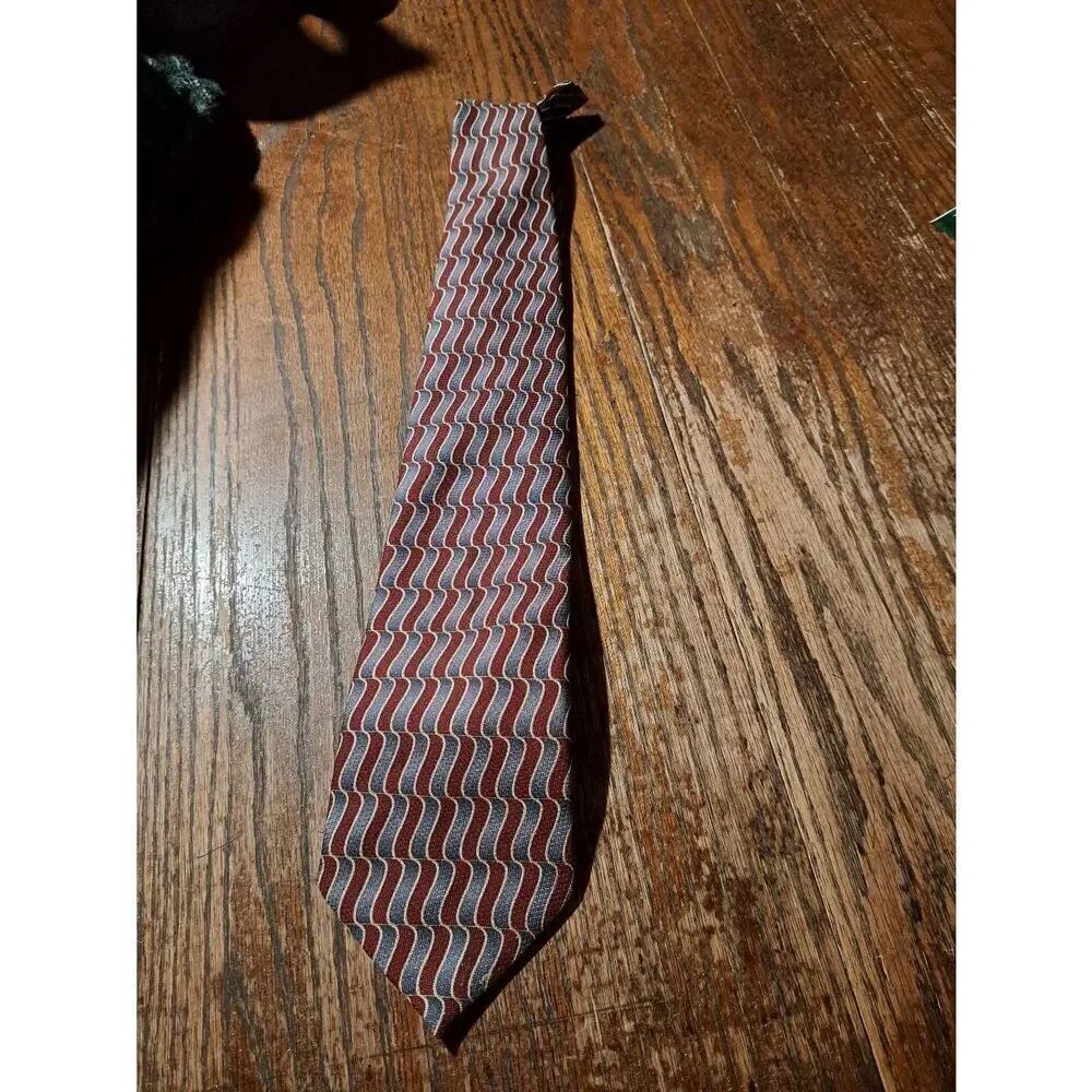 Carlos Devenezia Roma Barcelona Burgundy Gold Gray Silk Handmade Tie 3.5"